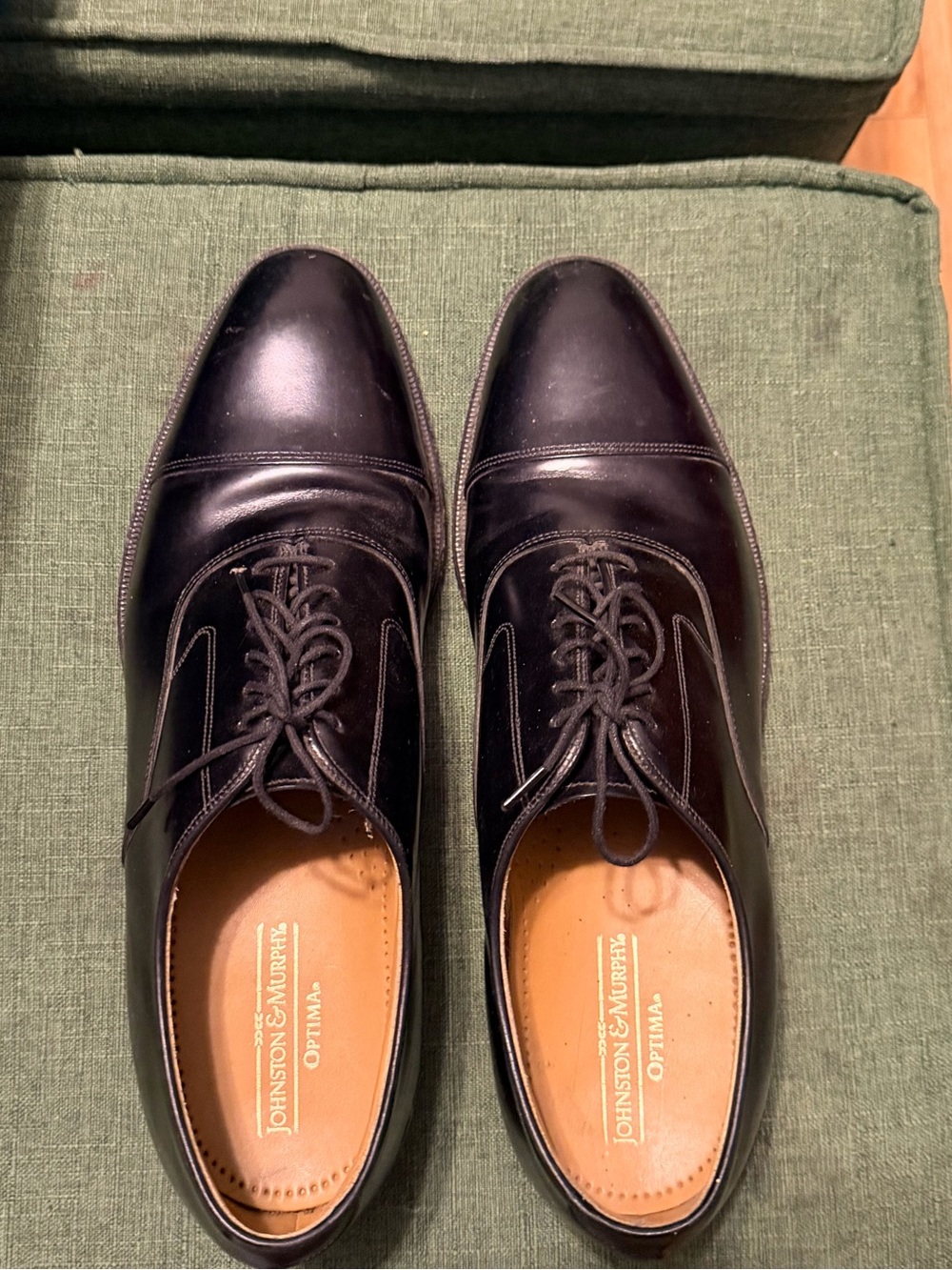 Johnston & Murphy Black Leather Cap-Toe Derby